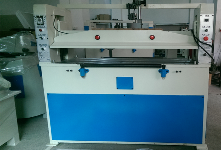 WL-822(ƽ��ʽ)25T��30T ƽ��ʽ�͉��Ô��C